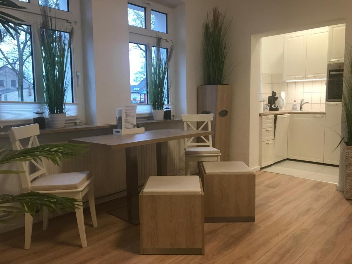 Ferienwohnungen Springer In Schoenefeld Ot Grossziethen Div Apartments Fuer Bis Zu 6 Personen Eksteriør billede