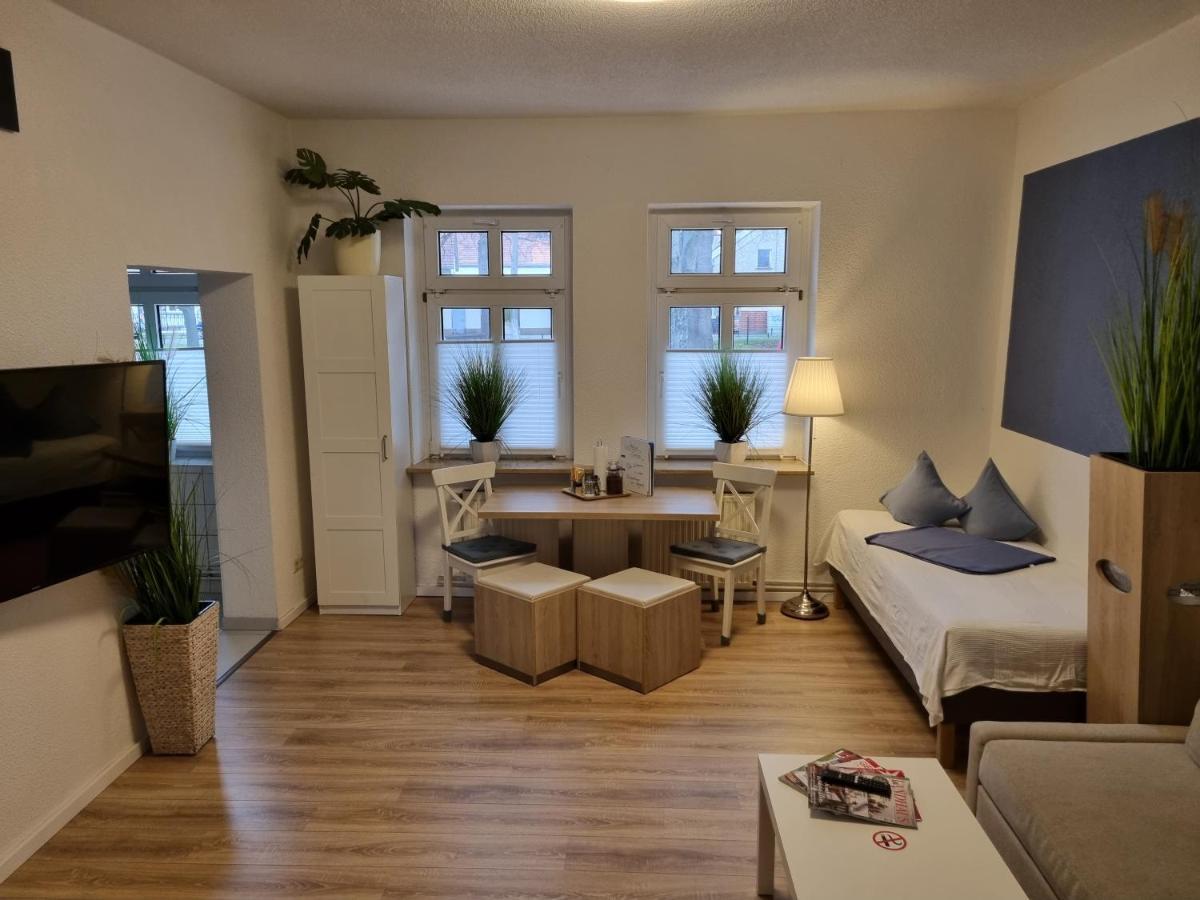 Ferienwohnungen Springer In Schoenefeld Ot Grossziethen Div Apartments Fuer Bis Zu 6 Personen Eksteriør billede